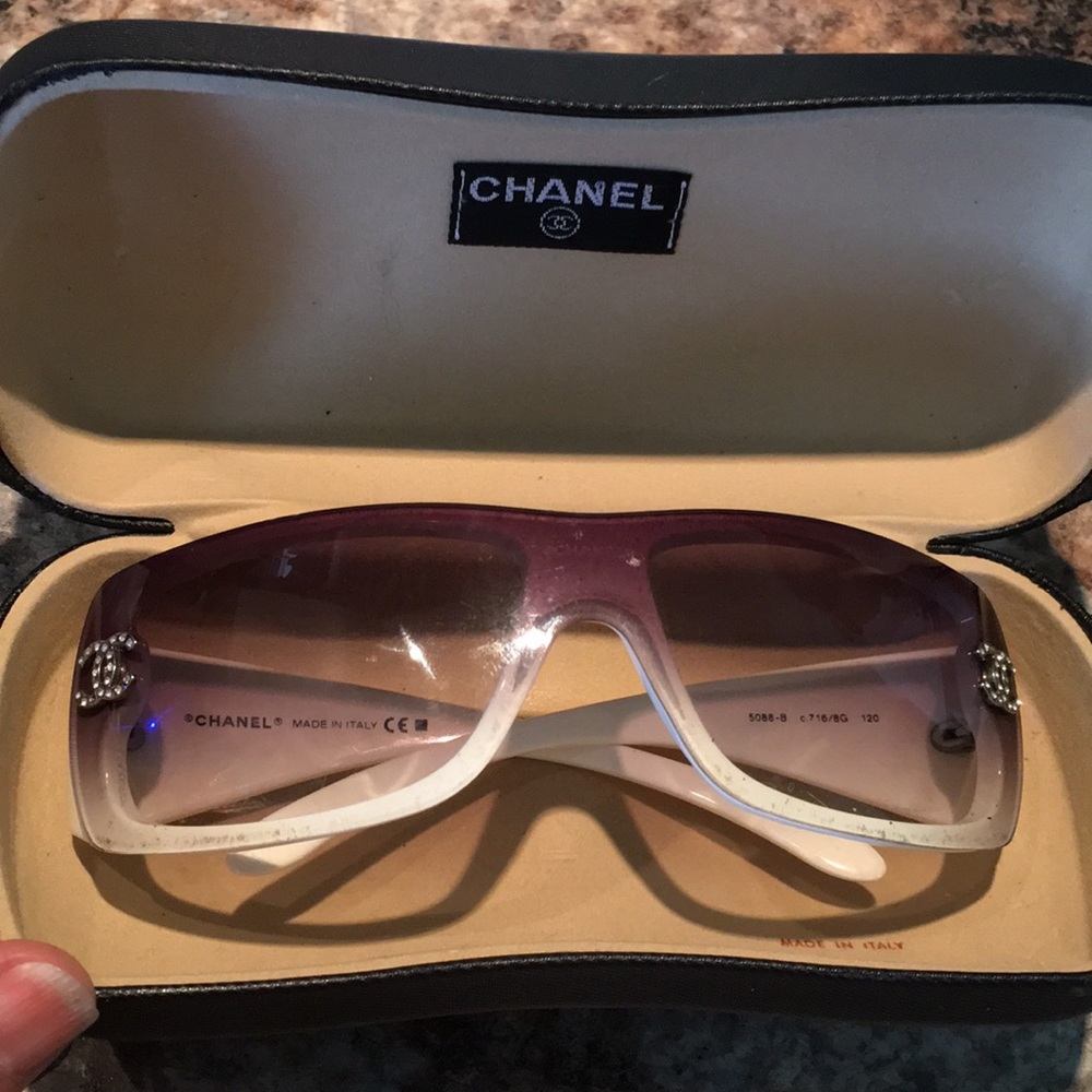 Authentic Channel sunglasses